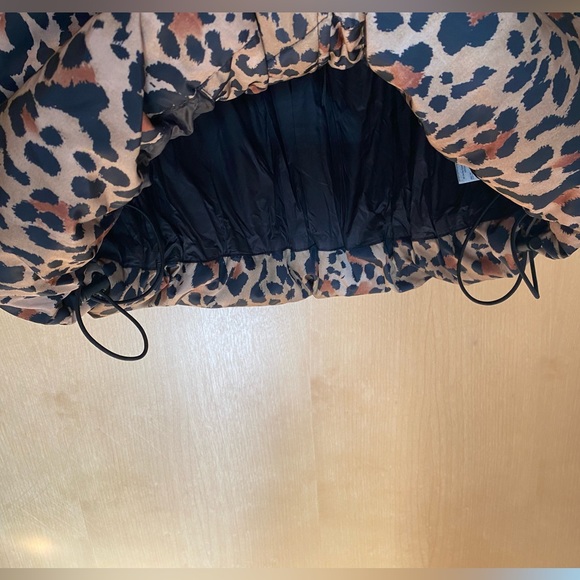 Gap Leopard Puffer Parka - Vegan! - Picture 6 of 10